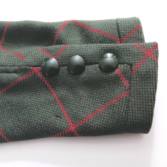 VTG Valentino Boutique! Wool knit houndstooth midi w structured shoulders. Sz 10 - Picture 11 of 16